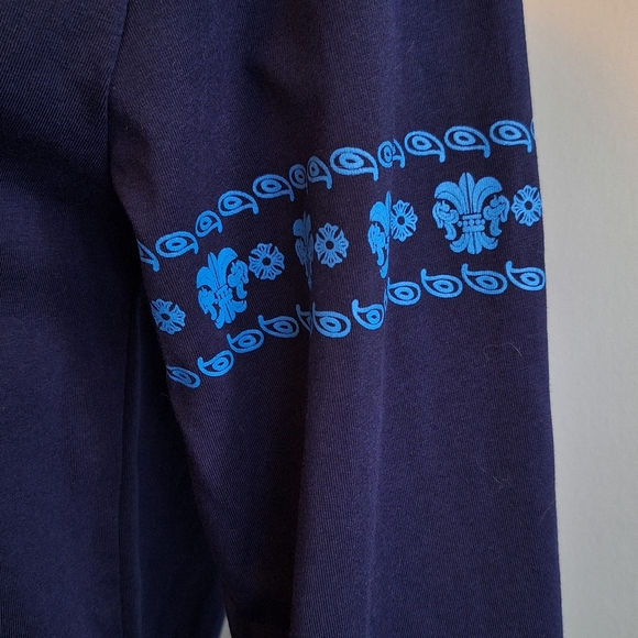 2️⃣9️⃣/4️⃣ Printed and beaded navy long sleeve t-shirts - Picture 5 of 6